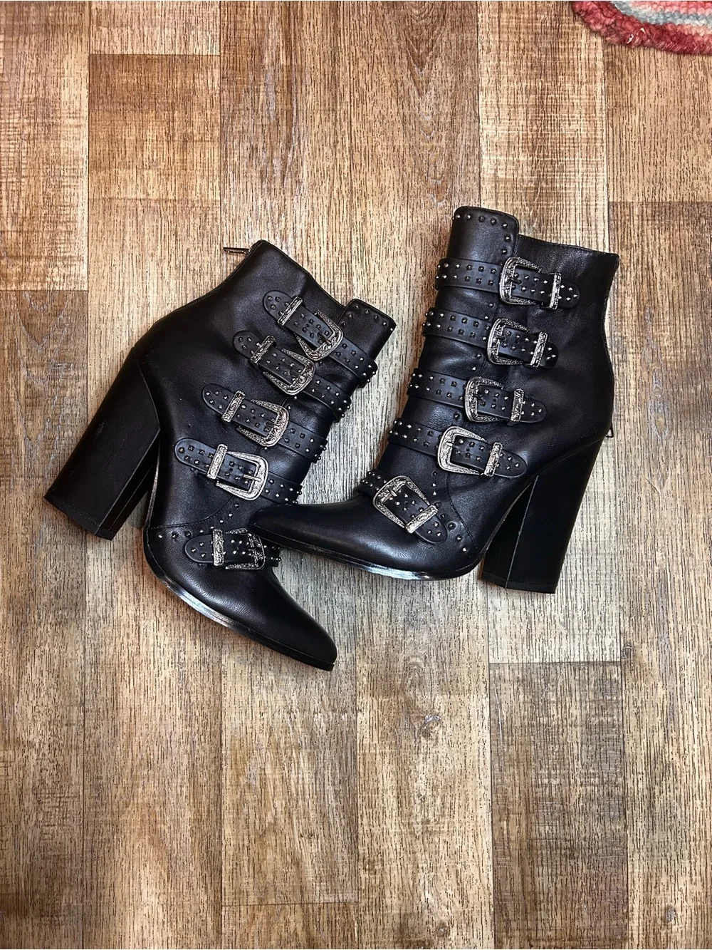 Steve Madden Comet Studded Buckle Pointed Black Leather Heel Boots Size 10